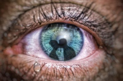 Cum să scapi de durerile de ochi cauzate de ecrane